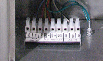 Auxiliary Contacts Auxiliary Contacts
